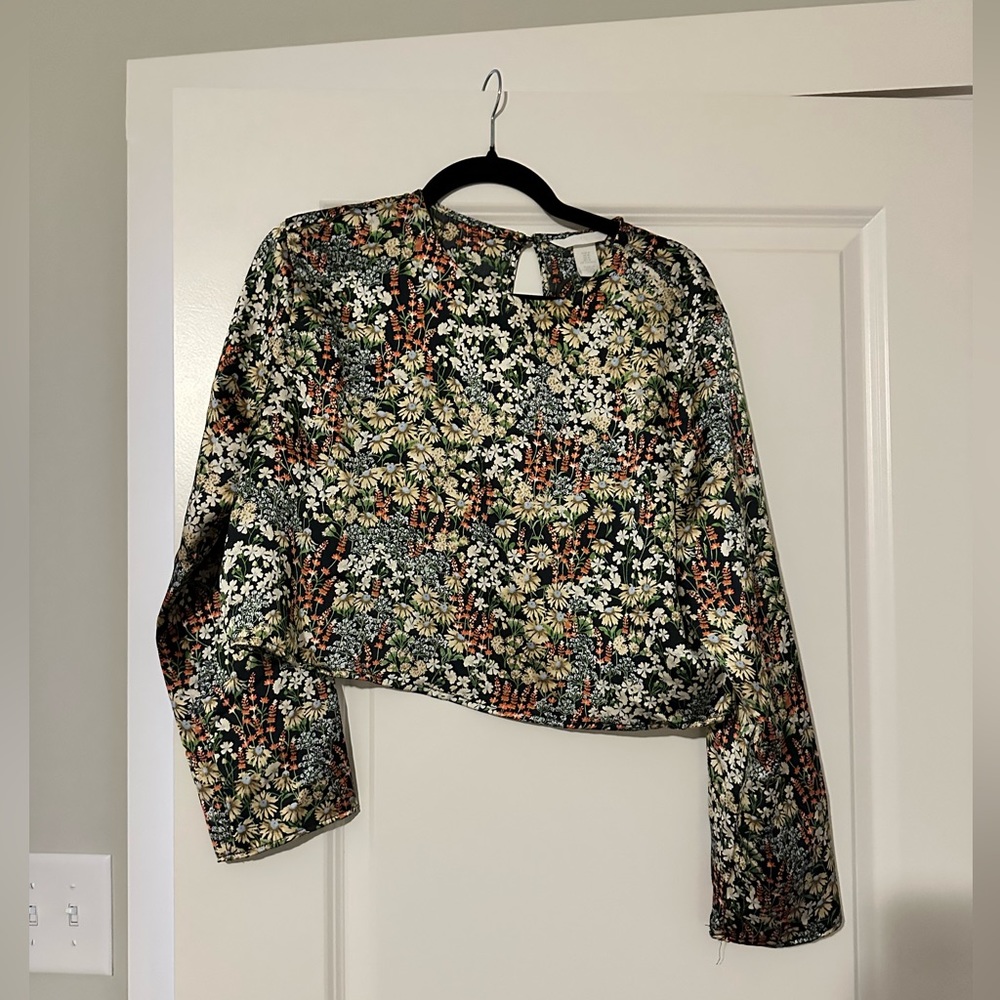 H&M silk crop blouse. Size medium. Worn once